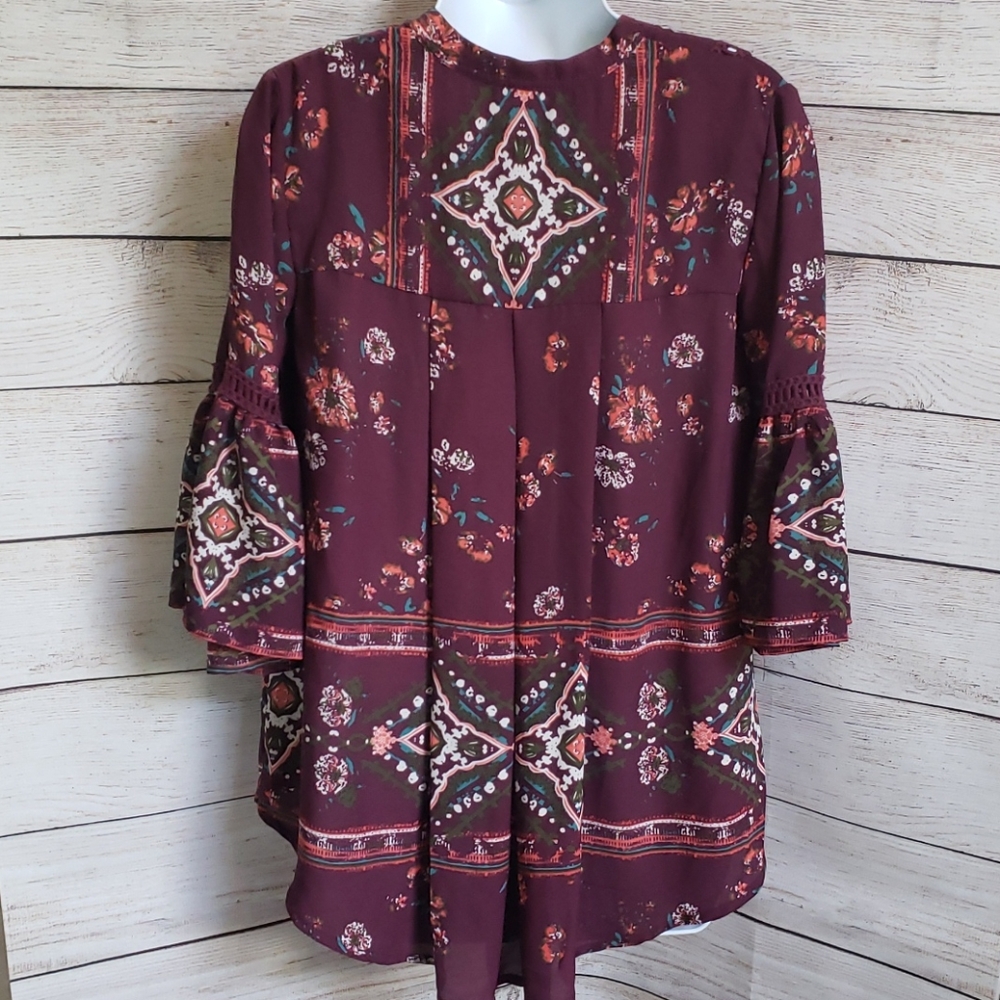 Blouse - Picture 2 of 14